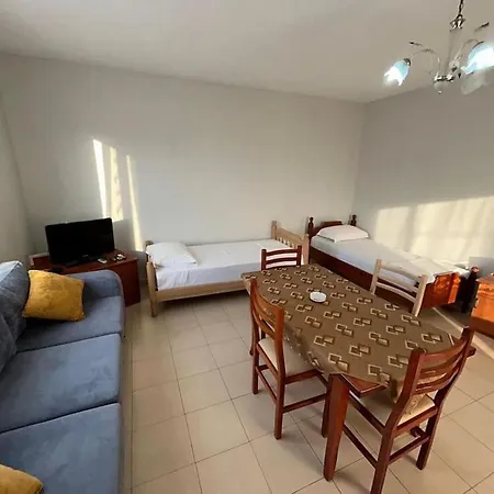 Rezidenca Hasanaj 27 Lägenhet Durrës